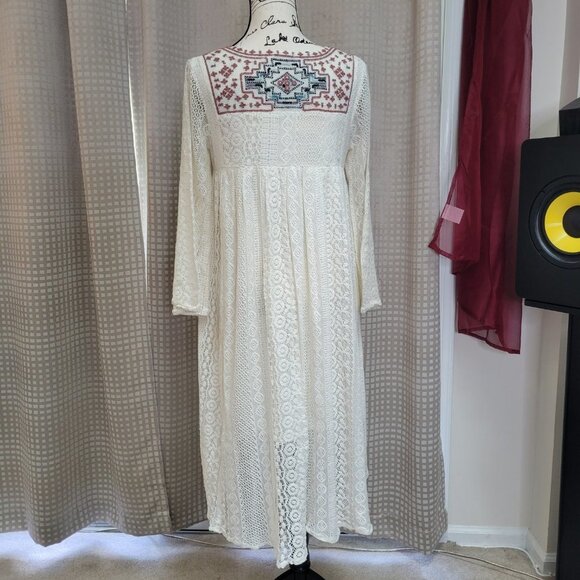 Boho Me Embroidered Crochet High Low Long Sleeve Dress - Size Small - Picture 3 of 12